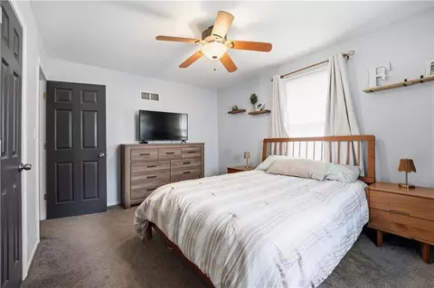 Bedroom - 3916 Queen Ridge Dr, Independence, MO 64055 photo 4 of 9