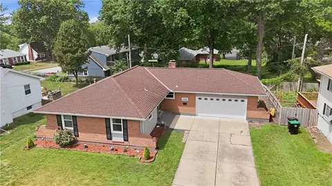 View/Area - 3916 Queen Ridge Dr, Independence, MO 64055 photo 3 of 6