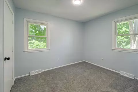 Bedroom - 20125 E 13th St, Independence, MO 64057 photo 6 of 8