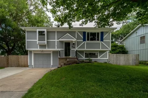9685 W 61st St, Merriam, KS 66203