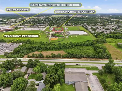 E Chipman Road, Lees Summit, MO 64063 photo 23