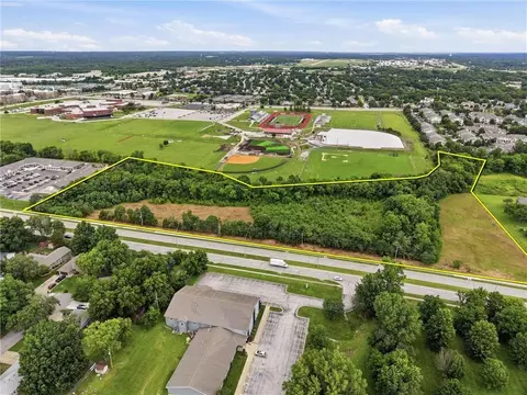 E Chipman Road, Lees Summit, MO 64063