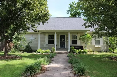 416 W Martin St, Pittsburg, KS 66762