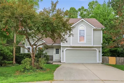 15358 Riley St, Overland Park, KS 66223