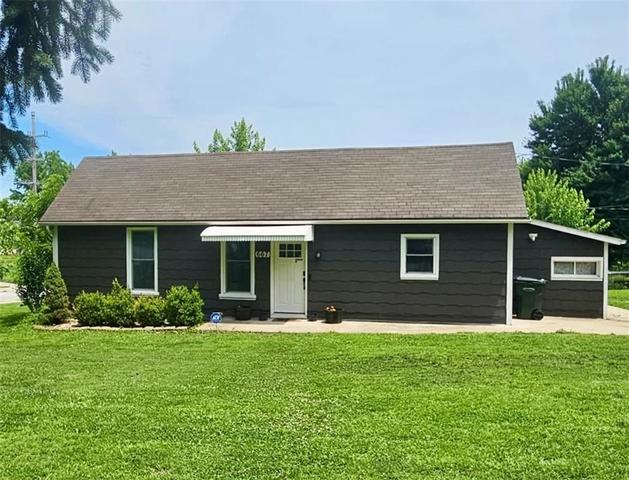 667 Thornton St, Leavenworth, KS 66048