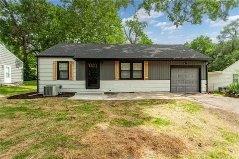 8809 E 71st Ter, Raytown, MO 64133