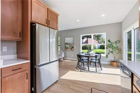 Kitchen - 8012 E 130th St, Grandview, MO 64030 photo 4 of 6