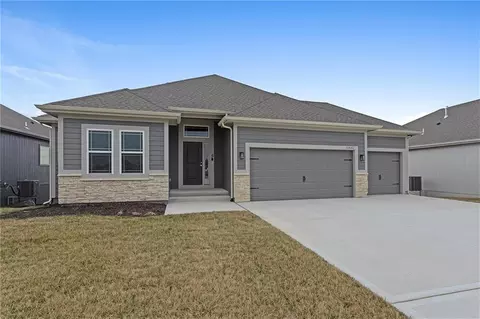 11146 N Bristol Ave, Kansas City, MO 64156
