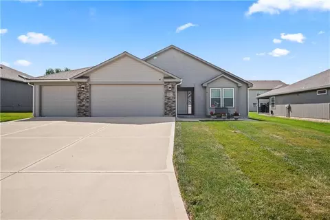 1812 N Crane Ln, Independence, MO 64058