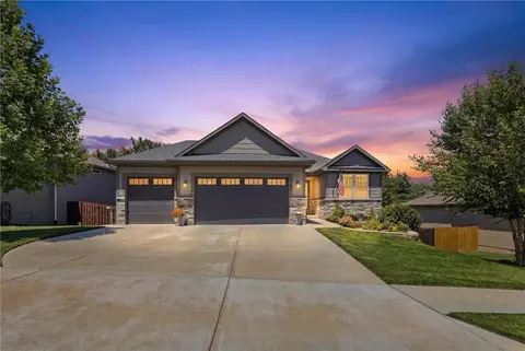 34486 W 84th Ter, De Soto, KS 66018