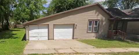 907 Morgan St, Saint Joseph, MO 64504