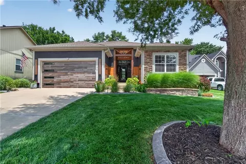 1084 W Cothrell St, Olathe, KS 66061