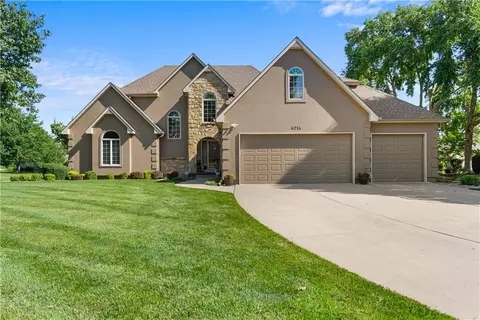 4214 Victory Cir, Lees Summit, MO 64082