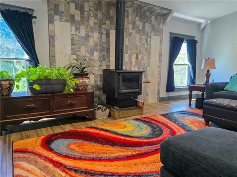 Living - 10259 S Perry Rd, Orrick, MO 64077 photo 2 of 4