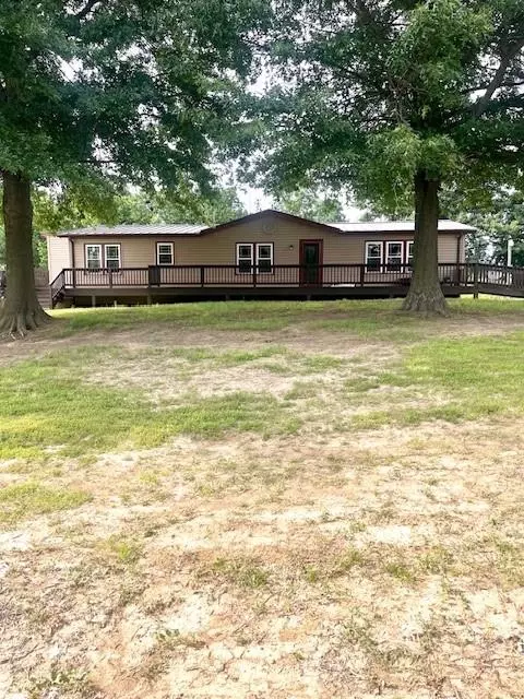 38298 Hwy 210 Hwy, Richmond, MO 64085