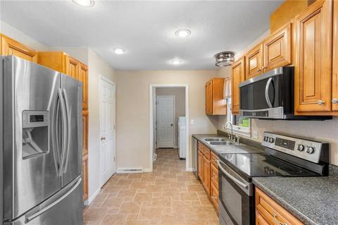 Other - 430 Chestnut Dr, Marshall, MO 65340 photo 7 of 14