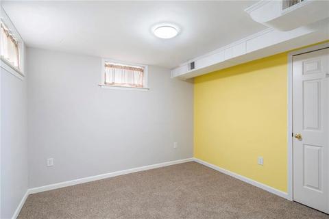 Bedroom - 430 Chestnut Dr, Marshall, MO 65340 photo 6 of 7