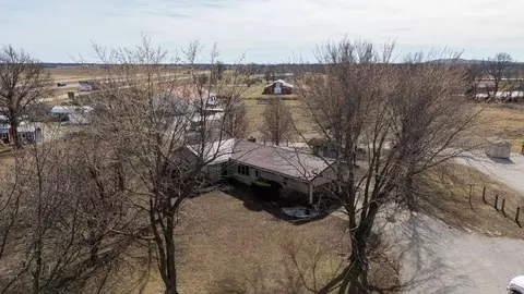 View/Area - 587 NW Tract 3 Nw First Ln, Lamar, MO 64759 photo 11 of 16