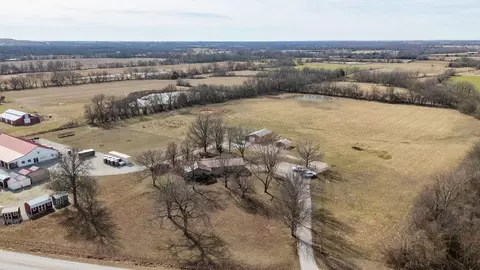 View/Area - 587 NW Tract 3 Nw First Ln, Lamar, MO 64759 photo 10 of 16