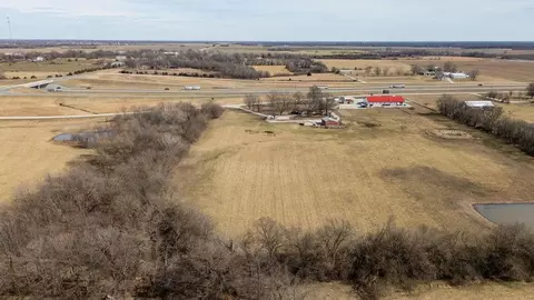 View/Area - 587 NW Tract 3 Nw First Ln, Lamar, MO 64759 photo 2 of 16