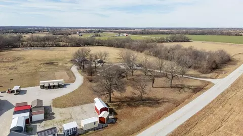 View/Area - 587 NW Tract 3 Nw First Ln, Lamar, MO 64759 photo 7 of 16