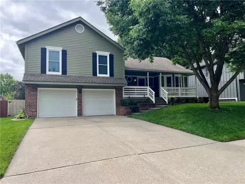 1327 Depot Dr, Lees Summit, MO 64086