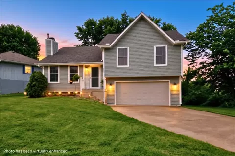 1711 Christi Ln, Raymore, MO 64083