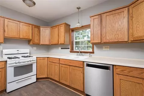 Kitchen - 406 E 4th St, Cameron, MO 64429 photo 2 of 3