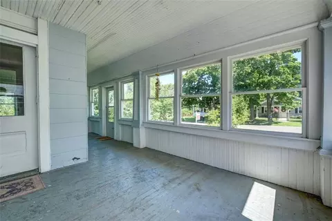 Exterior - 406 E 4th St, Cameron, MO 64429 photo 4 of 17