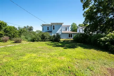 Exterior - 406 E 4th St, Cameron, MO 64429 photo 8 of 17