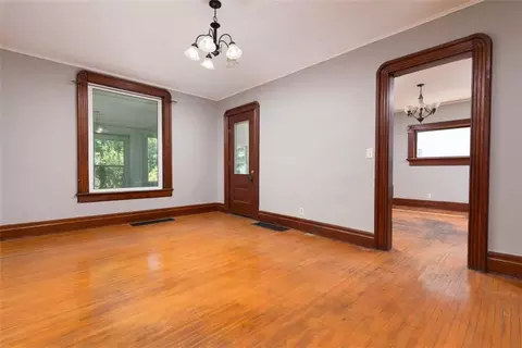 Living - 406 E 4th St, Cameron, MO 64429 photo 1 of 7