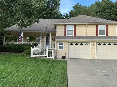 2212 S 19th Ter, Leavenworth, KS 66048