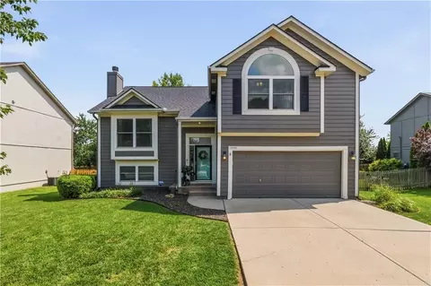 13939 W 150 Ter, Olathe, KS 66062