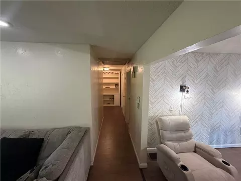 Entry Way - 802 E 4th Ave, Garnett, KS 66032 photo 1 of 2