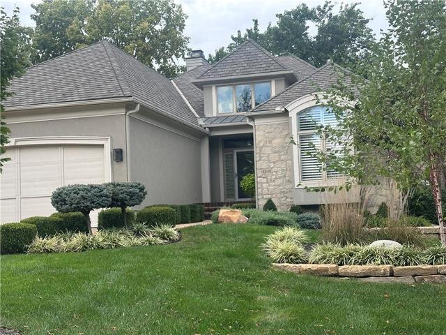 5248 W 115th Ter, Leawood, KS 66211