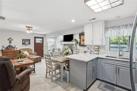 Kitchen - 204 N Walker Dr, Raymore, MO 64083 photo 5 of 6