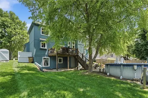 Exterior - 204 N Walker Dr, Raymore, MO 64083 photo 11 of 11