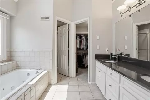 Bath - 204 N Walker Dr, Raymore, MO 64083 photo 2 of 7