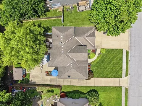 View/Area - 204 N Walker Dr, Raymore, MO 64083 photo 2 of 2