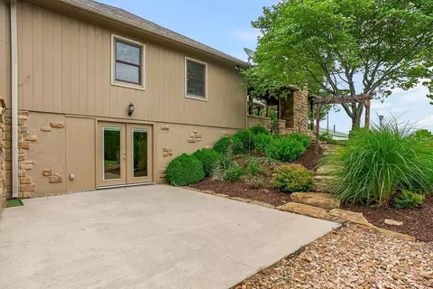 Exterior - 33309 Taylor Rd, Drexel, MO 64742 photo 10 of 10