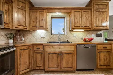 Kitchen - 33309 Taylor Rd, Drexel, MO 64742 photo 1 of 2