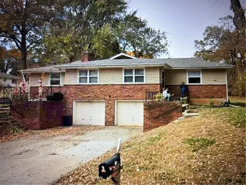 2742 N 76 St, Kansas City, KS 66109
