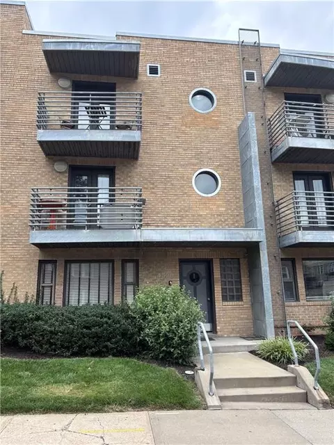 4528 N Broadway Blvd #1N, Kansas City, MO 64111