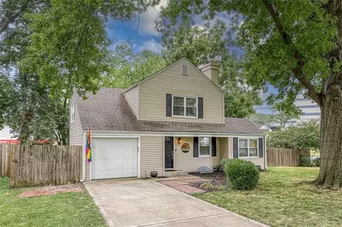 6557 Holmes Rd, Kansas City, MO 64131