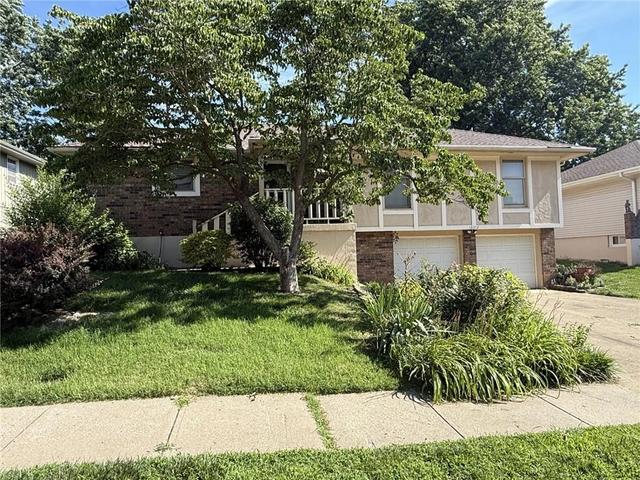 16312 E 28th St, Independence, MO 64055