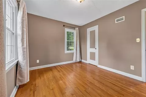 Bedroom - 11602 E 37th St, Independence, MO 64052 photo 4 of 5