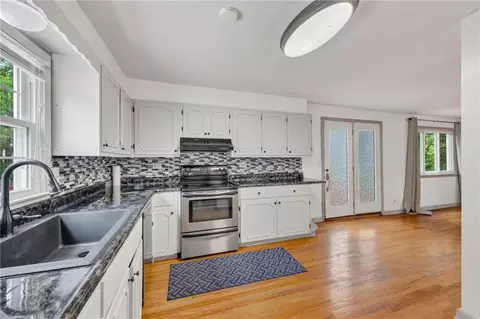 Kitchen - 11602 E 37th St, Independence, MO 64052 photo 3 of 3