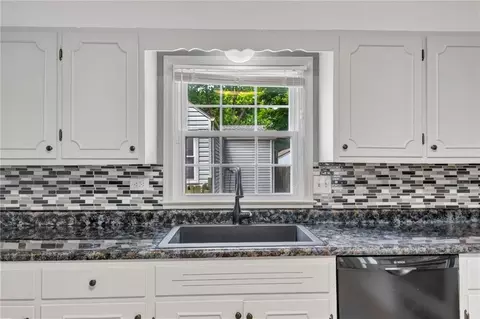 Kitchen - 11602 E 37th St, Independence, MO 64052 photo 2 of 3