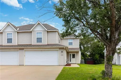 938 E Wildcat Run St, Gardner, KS 66030