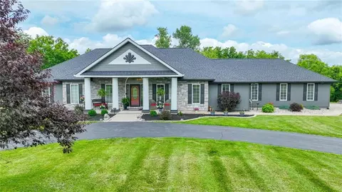 15100 E 215th St, Peculiar, MO 64078